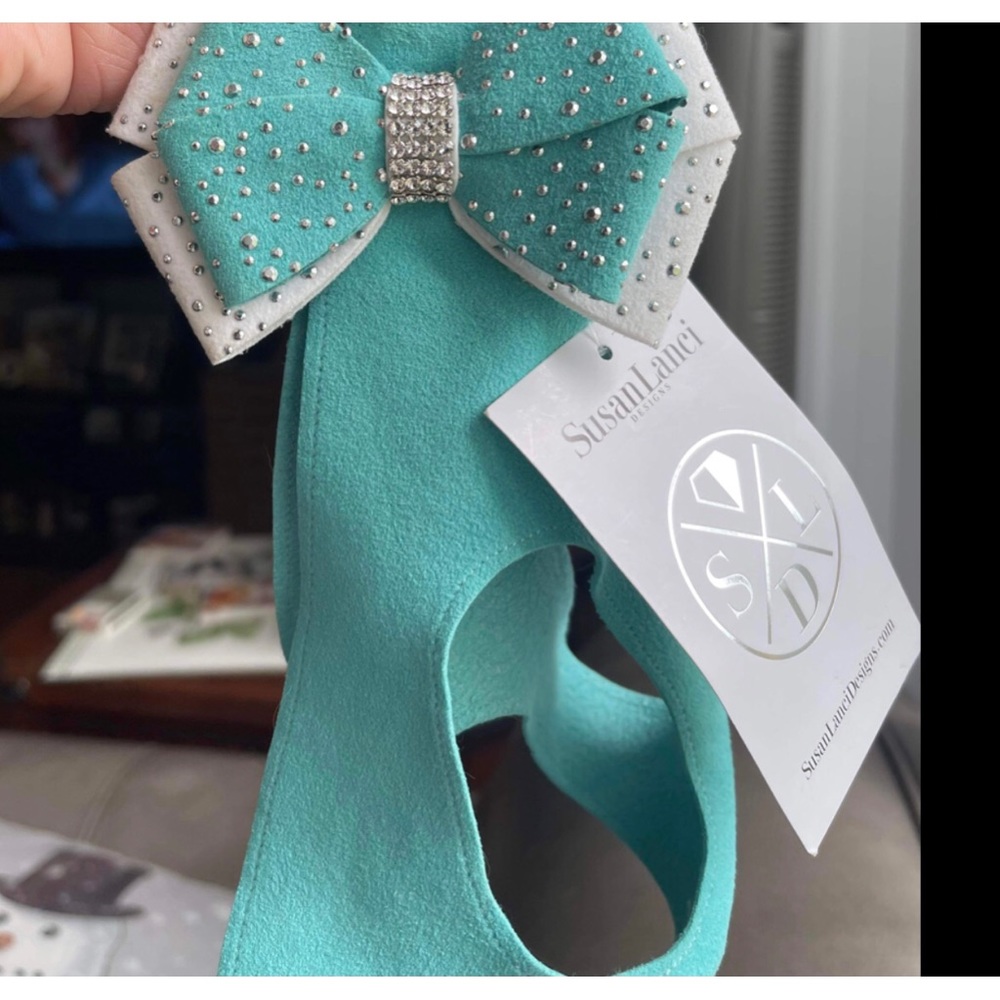 Susan Lanci double bow aqua harness medium